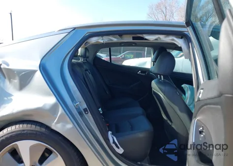 2014 Kia Optima Hybrid Ex from USA, damaged, VIN KNAGN4ADXE5074901